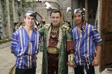 Abdulaziz Zokirovdan eski shlyagerning yangicha sayqali