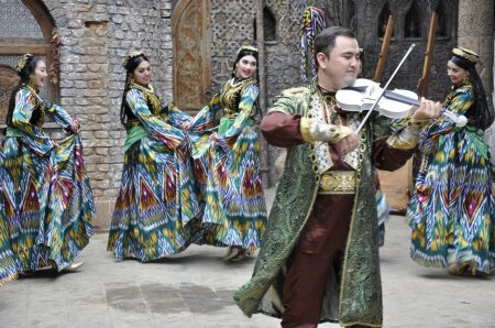 Abdulaziz Zokirovdan eski shlyagerning yangicha sayqali